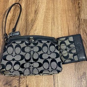 Wristlet with matching wallet